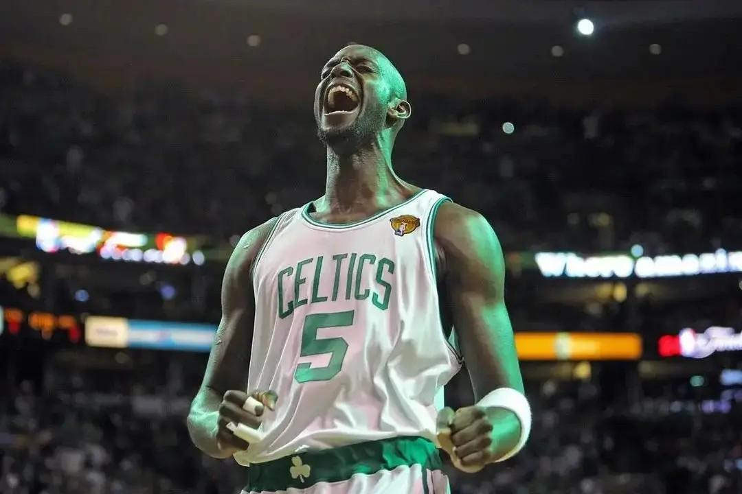 开云注册入口-波士顿凯尔特人内部会议纪要流出：冲刺阶段主帅复盘，NBA季后赛使命明确，数据趋势出现新变化的简单介绍-开云注册入口